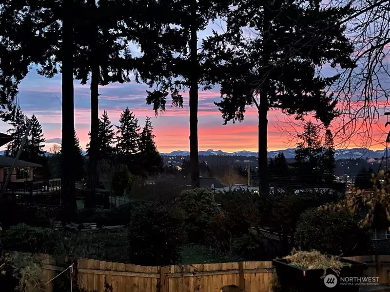 17145 NE 5th PL, Bellevue, WA 98008