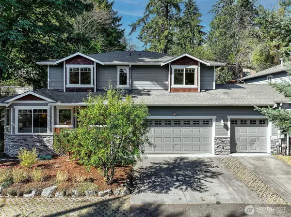 16537 Densmore AVE N, Shoreline, WA 98133
