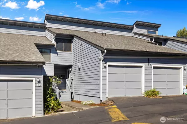 21658 14th AVE S #A3, Des Moines, WA 98198