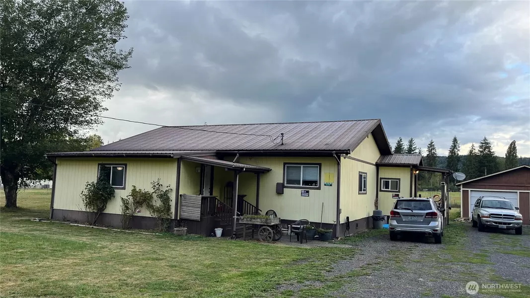563 Shanklin RD, Onalaska, WA 98570
