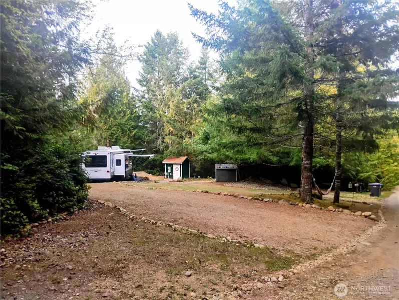 680 N Triton Heights RD, Lilliwaup, WA 98555