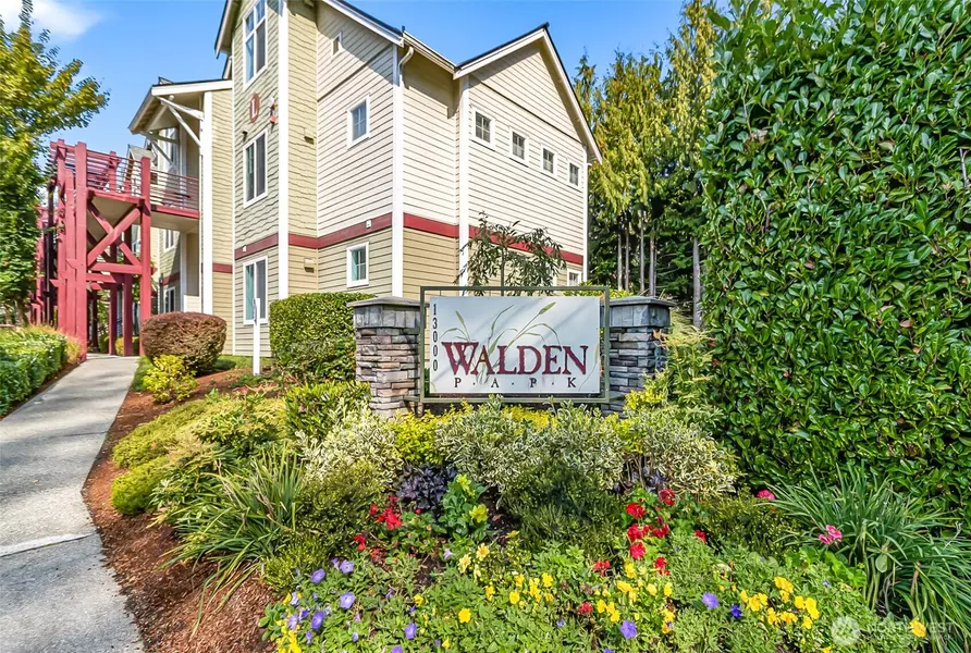 13000 Admiralty Way #B301, Everett, WA 98204