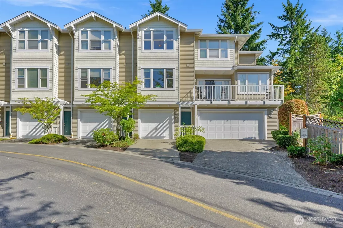Bellevue, WA 98005,2680 139th AVE SE #115