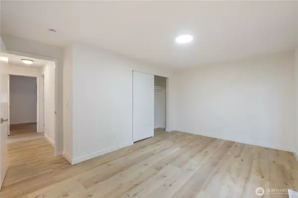 Renton, WA 98058,12828 SE 186th PL