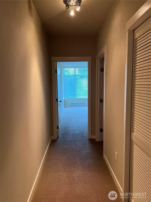 Bainbridge Island, WA 98110,190 Harbor Square LOOP NE #C-230