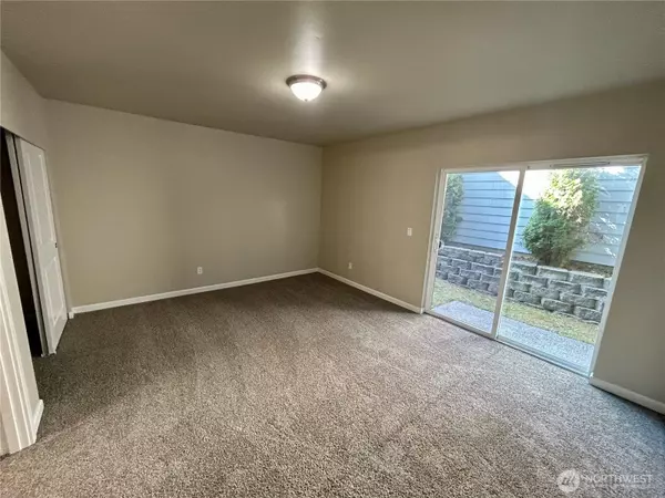 Everett, WA 98204,11104 Paine Field WAY