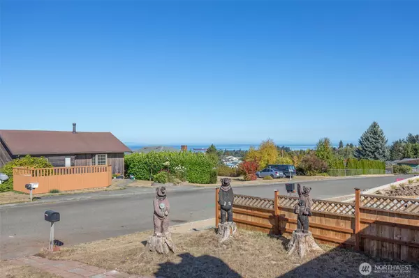 Port Angeles, WA 98362,124 Fogarty AVE