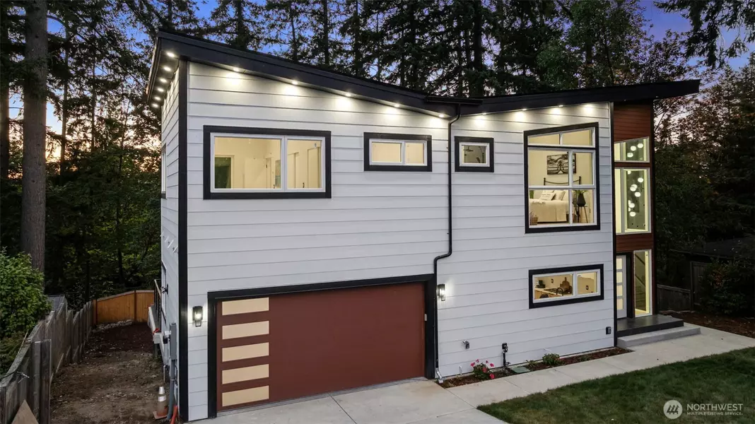 4103 151st AVE SE, Bellevue, WA 98006
