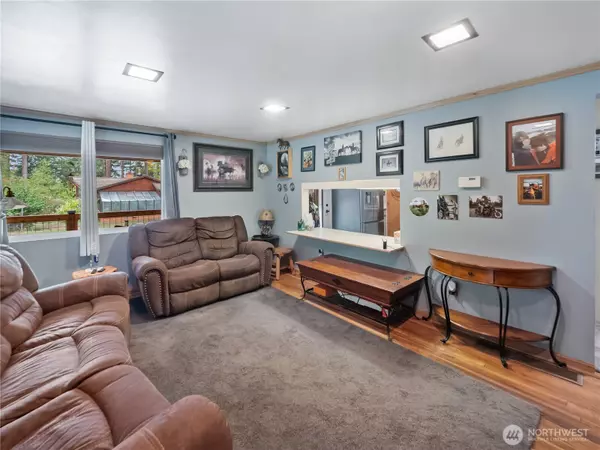 Enumclaw, WA 98022,29518 SE 384th ST