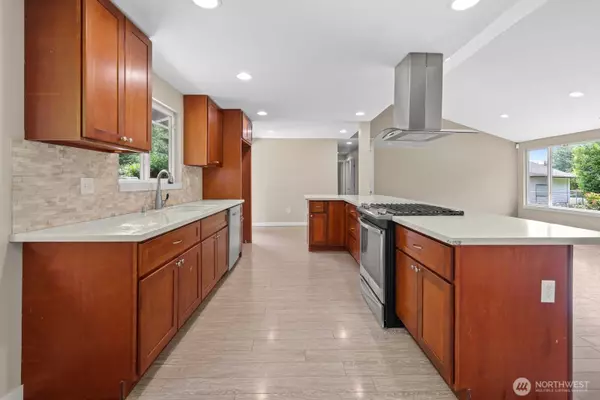 Lake Tapps, WA 98391,21217 23rd Street Ct E