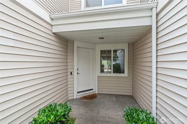 Kent, WA 98032,5509 S 237th PL #12-3