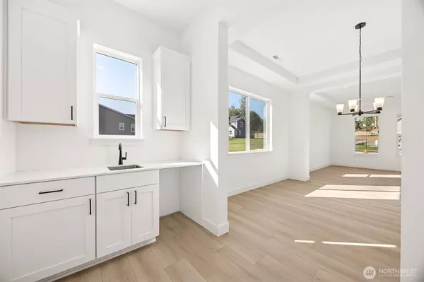 Lake Stevens, WA 98258,10426 134th AVE NE #108