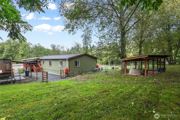 Deming, WA 98247,5718 Schornbush RD