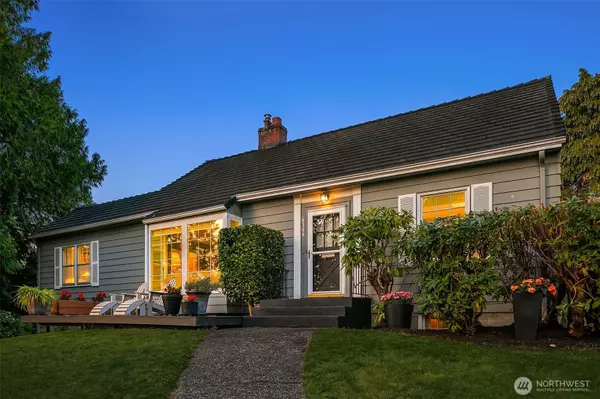 9304 Fauntleroy WAY SW, Seattle, WA 98136