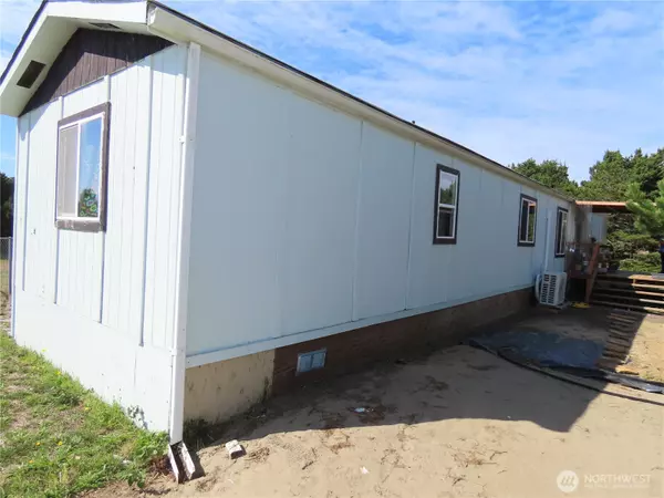 Grayland, WA 98547,925 State Route 105