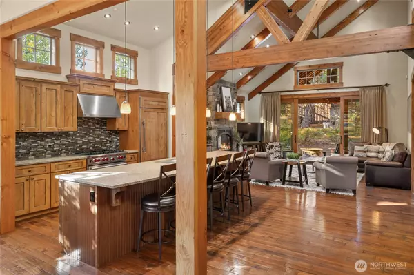 Cle Elum, WA 98922,223 Cake Box LN