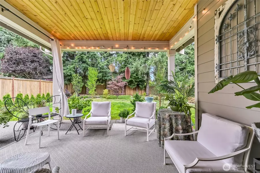 502 S 187th LN, Burien, WA 98148