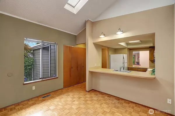 Redmond, WA 98052,2514 174th AVE NE