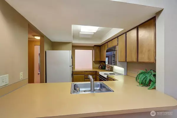 Redmond, WA 98052,2514 174th AVE NE