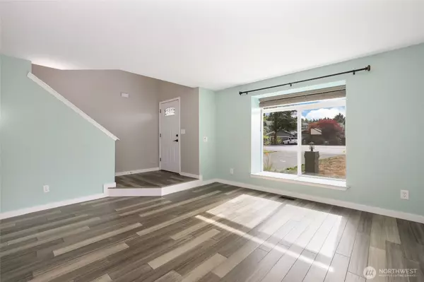Spanaway, WA 98387,8711 202nd ST E
