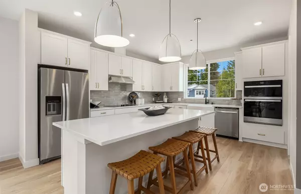 Bothell, WA 98011,9007 NE 203rd LN #D