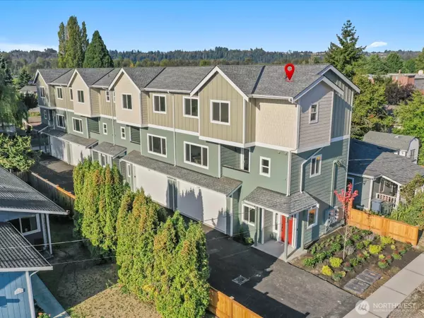 215 Corrin AVE NW #A, Orting, WA 98360