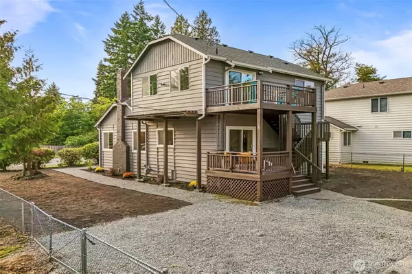 Seattle, WA 98125,11504 Sand Point WAY NE