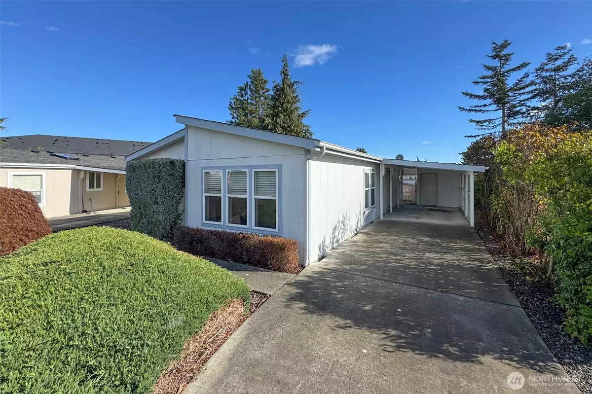 Sequim, WA 98382,642 N 7th AVE