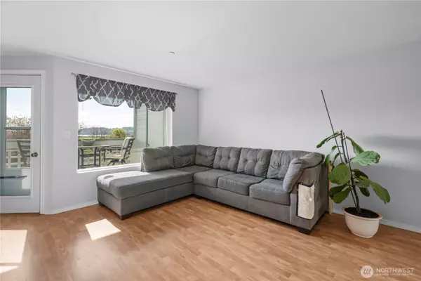 Oak Harbor, WA 98277,485 SW Bayshore DR #C201