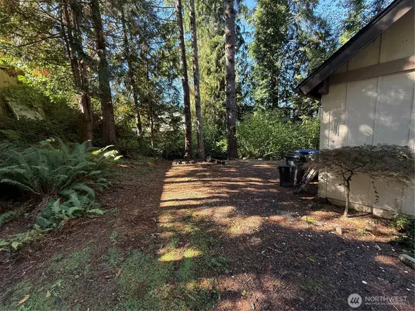 Belfair, WA 98528,131 E Mountain View LN