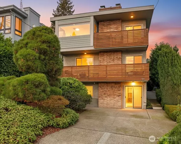 418 Highland DR #4, Seattle, WA 98109