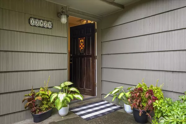 Kirkland, WA 98034,13028 Juanita DR NE