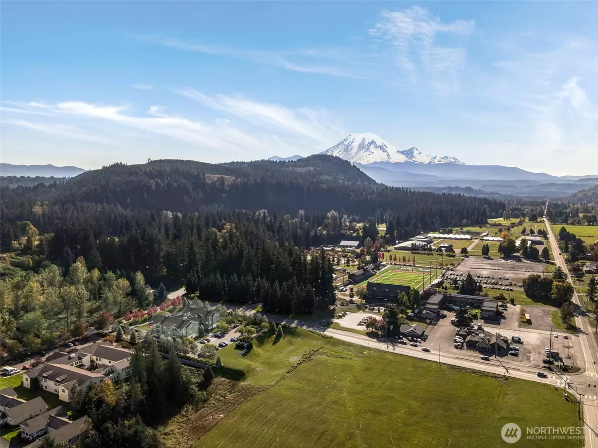 Enumclaw, WA 98022,2200 Mountain View DR #201S