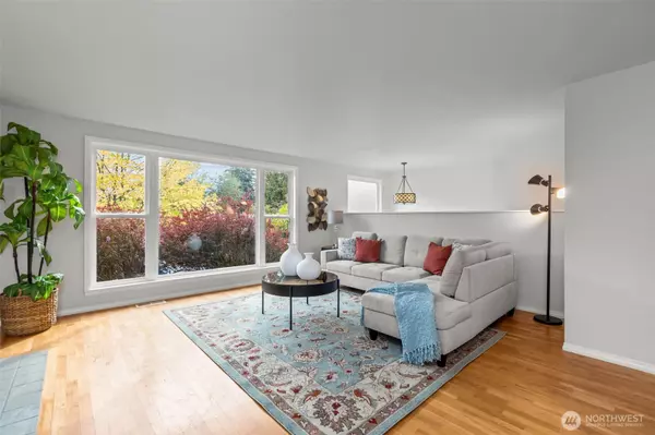 Edmonds, WA 98026,5805 157th PL SW