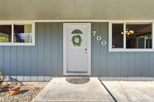 Aberdeen, WA 98520,700 Reynvaan DR