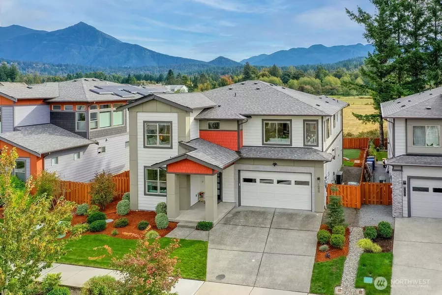 1099 SE 14th PL, North Bend, WA 98045