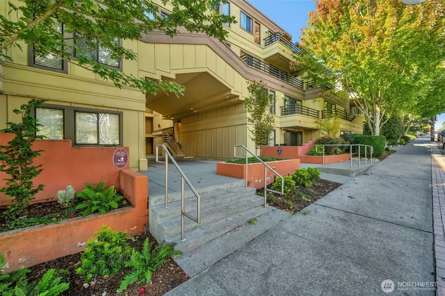 3401 Wallingford AVE N #405, Seattle, WA 98103