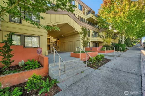 3401 Wallingford AVE N #405, Seattle, WA 98103