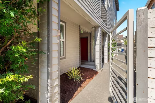 Seattle, WA 98144,3315 Claremont AVE S