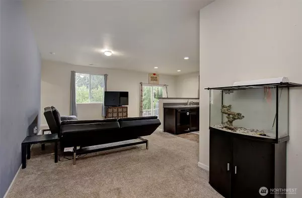 Woodland, WA 98674,336 York ST