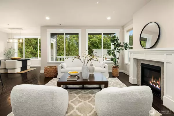 Sammamish, WA 98074,844 224th AVE NE