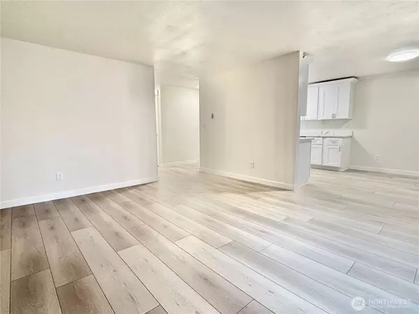 Tacoma, WA 98445,9025 E E ST