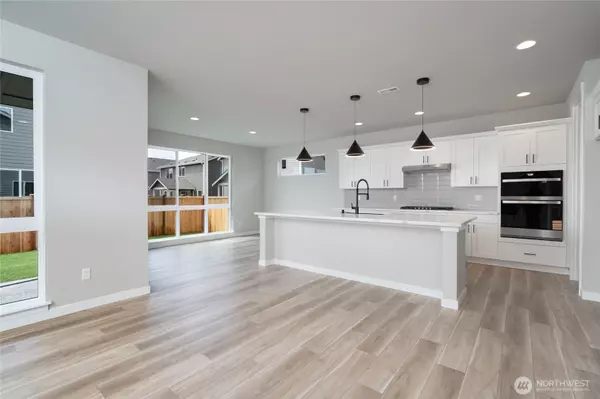 Oak Harbor, WA 98277,2443 SW Ridgeway DR