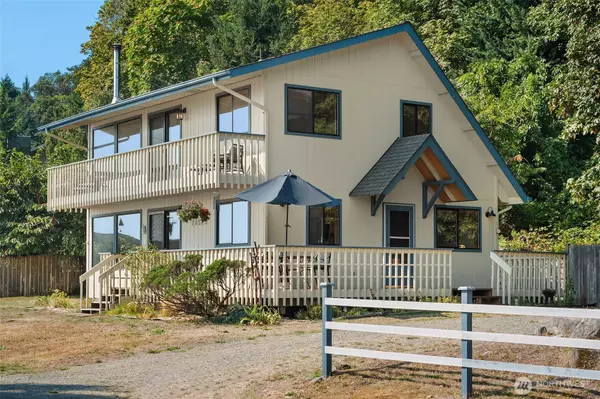 Vashon, WA 98070,27523 SW Sandy Shores DR