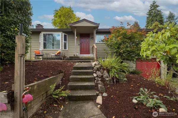 Renton, WA 98058,12011 SE 157th PL