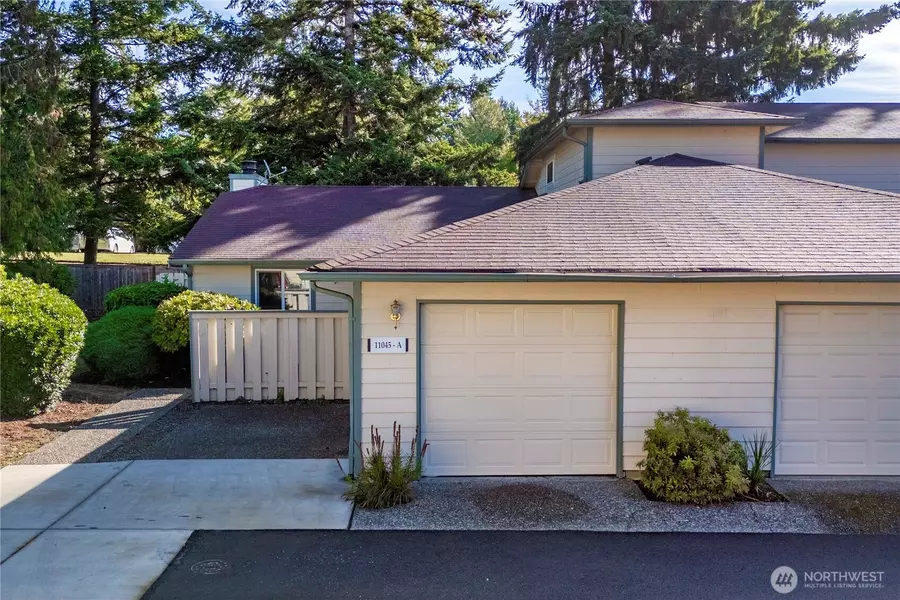 11045 SE 249th CT #2A, Kent, WA 98030
