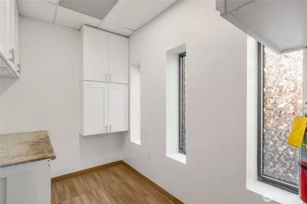 Shoreline, WA 98133,1207 N 152nd ST #C