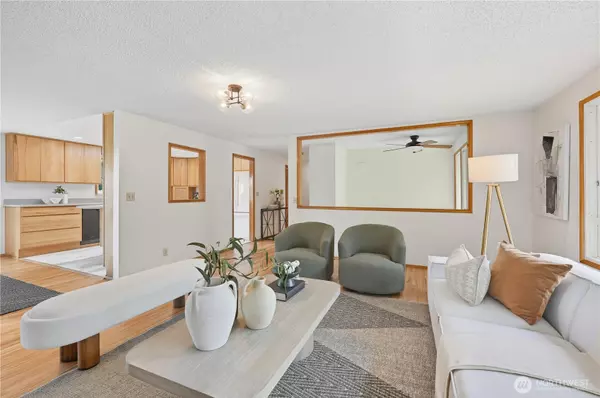 Des Moines, WA 98198,24335 24th AVE S