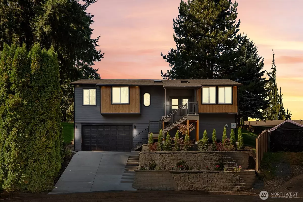 Bothell, WA 98012,19116 34th Dr SE