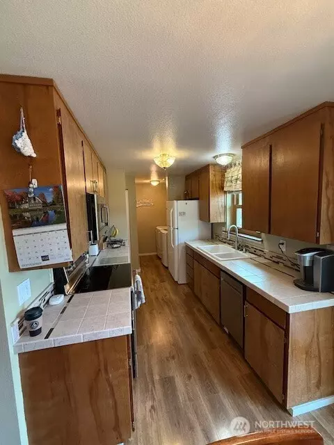 Buckley, WA 98321,420 Rosewood DR